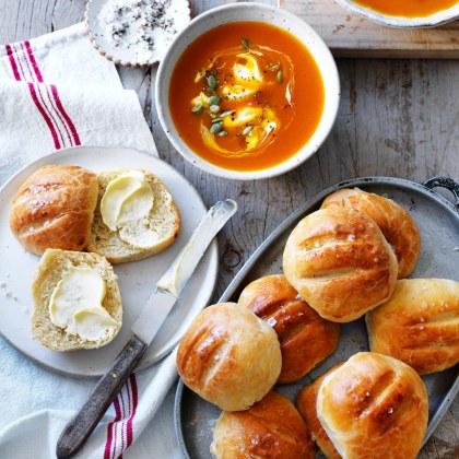 Homemade Pumpkin Soup with Fluffy Air Fryer Bread Rolls