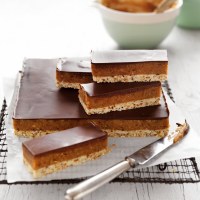 No-Bake Choc-Caramel Slice