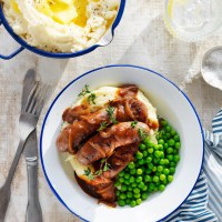 Cheesy Buttery Potato Mash with Sausage in Onion Gravy