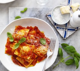 Chicken and Mushroom Ravioli with Simple Tomato Sauce