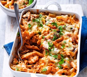 Chicken Stroganoff Pasta Bake