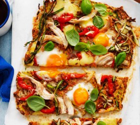 Breakfast Zucchini and Egg Pizza