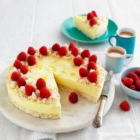 Lemon and White Chocolate Crackle Cheesecake