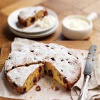 Cherry & Almond Cake