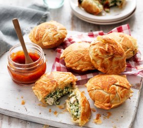 Pie Maker Chicken, Spinach and Ricotta Filo Pies