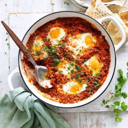 Quick Shakshuka Eggs