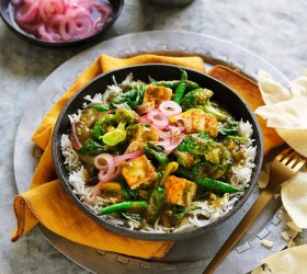 Saag Vegetable Curry with Paneer Cheese