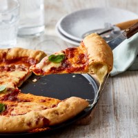 Stuffed Crust Margherita Pizza