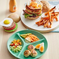 Turkey, Broccoli and Quinoa Burgers