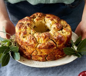 Sage, Thyme and Roasted Garlic Bread Wreath