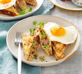 Ham and egg jaffle with zucchini